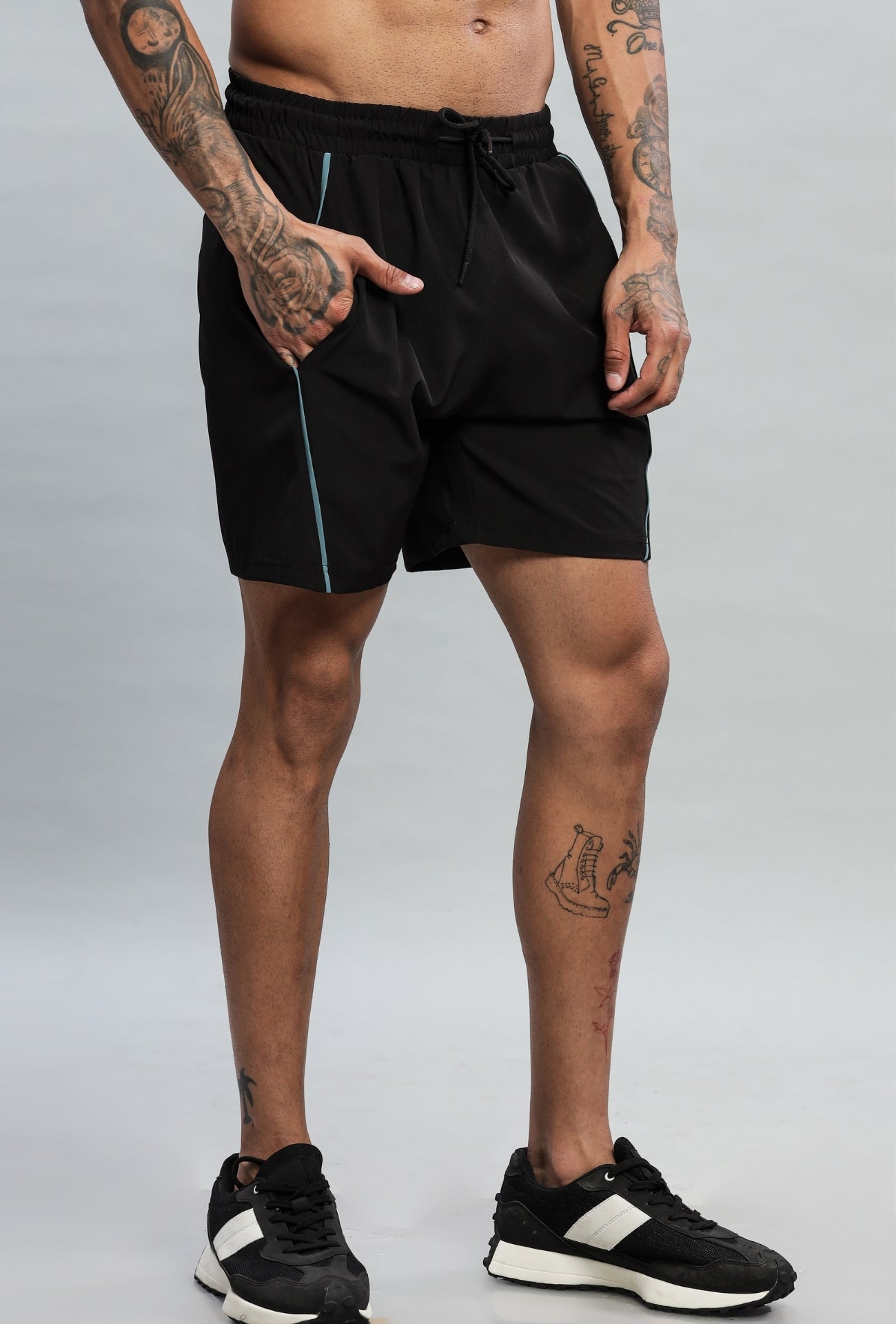 Crest Lifting Shorts - Black