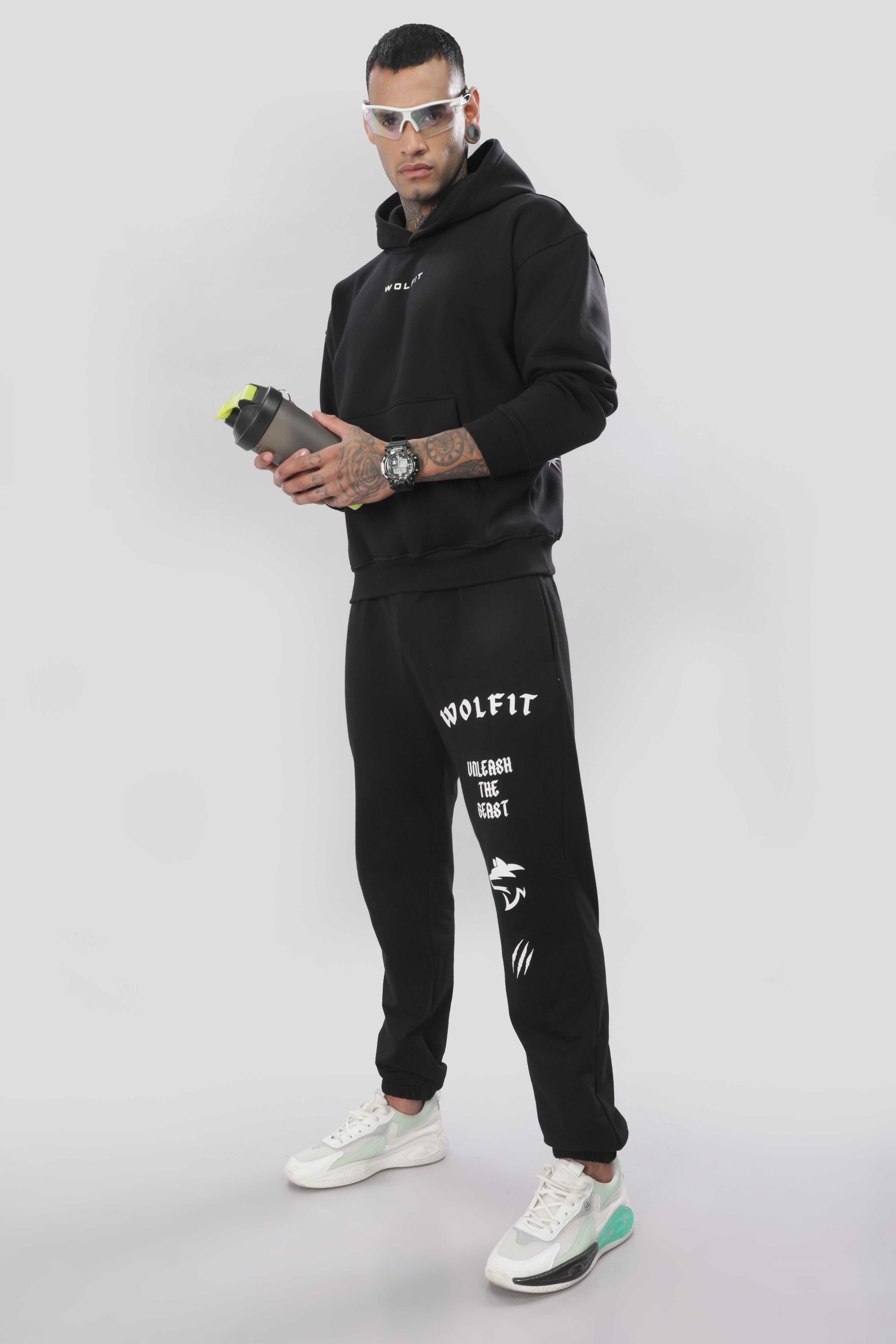 807 Wolf Man Oversize Hoodie - Black