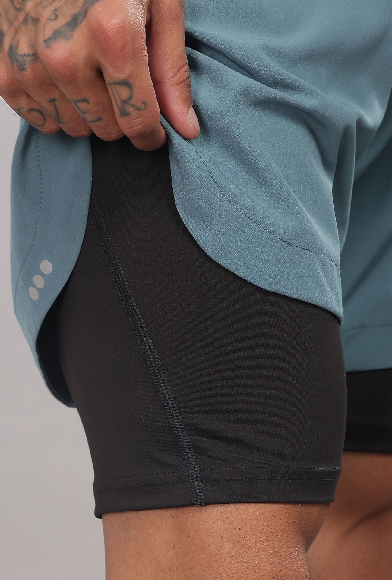 Core 2 in 1 7" shorts - Ice Blue