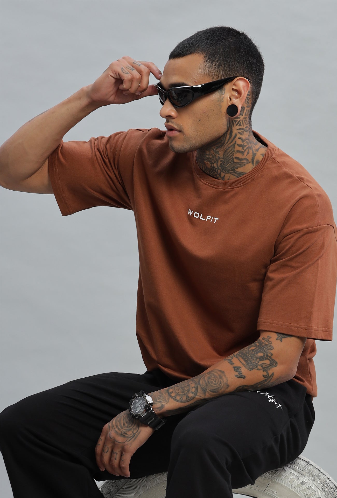 108 Dark Wolf Oversize Tshirt - Tan Brown