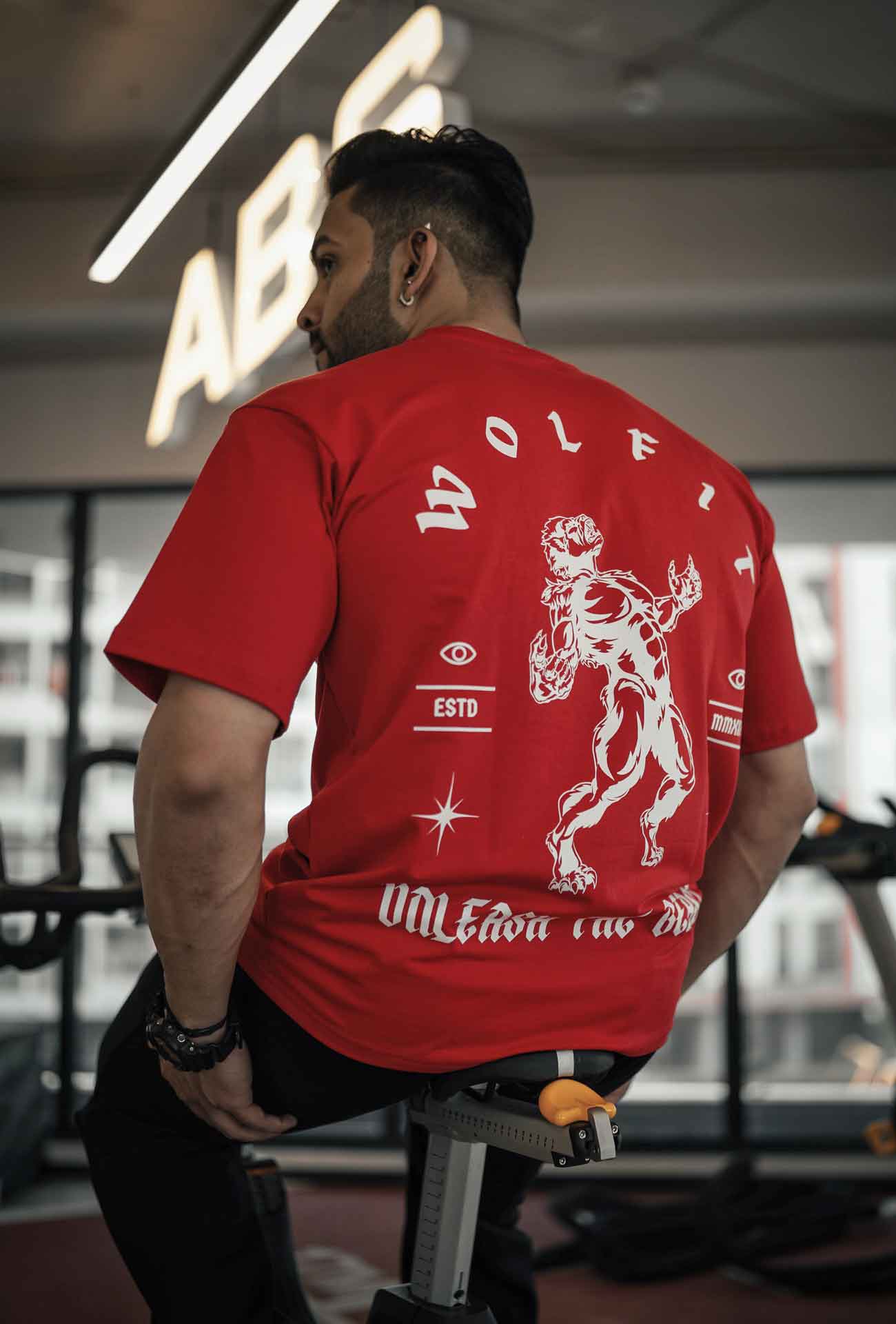 106 Wolf Man Oversize Tshirt - Red