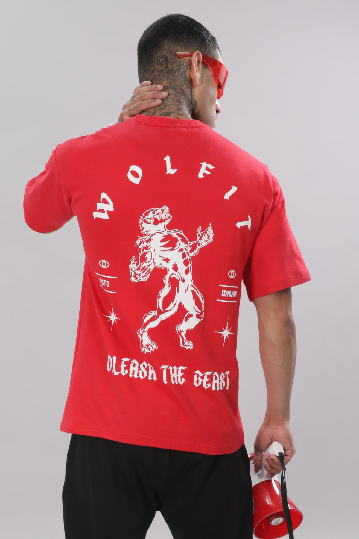 106 Wolf Man Oversize Tshirt - Red