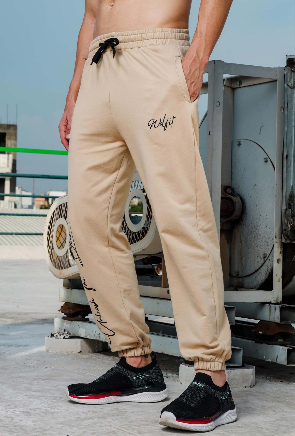 206 Signature Oversize Jogger - Beige