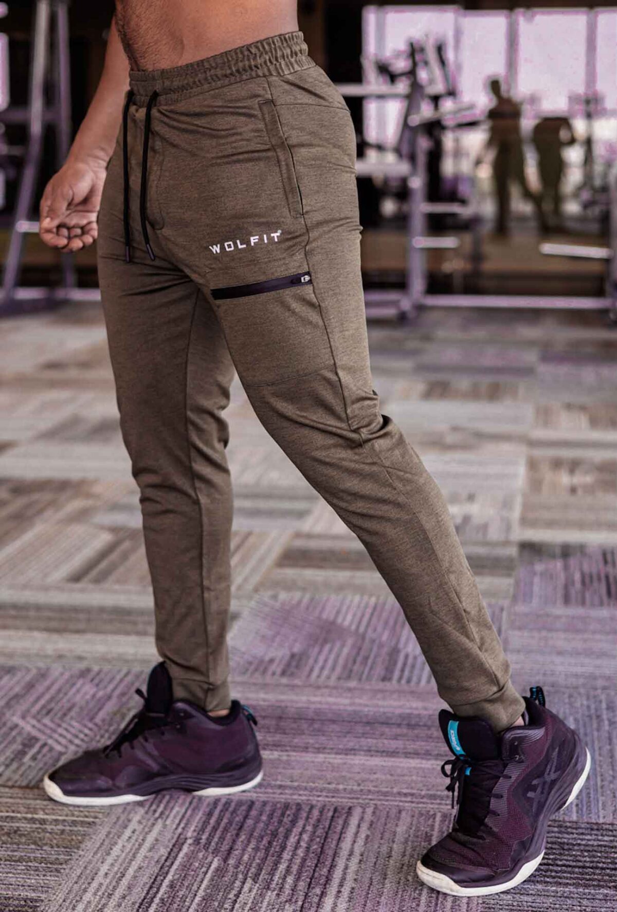 green-wolfit-trackpan-Elevate-jogger-