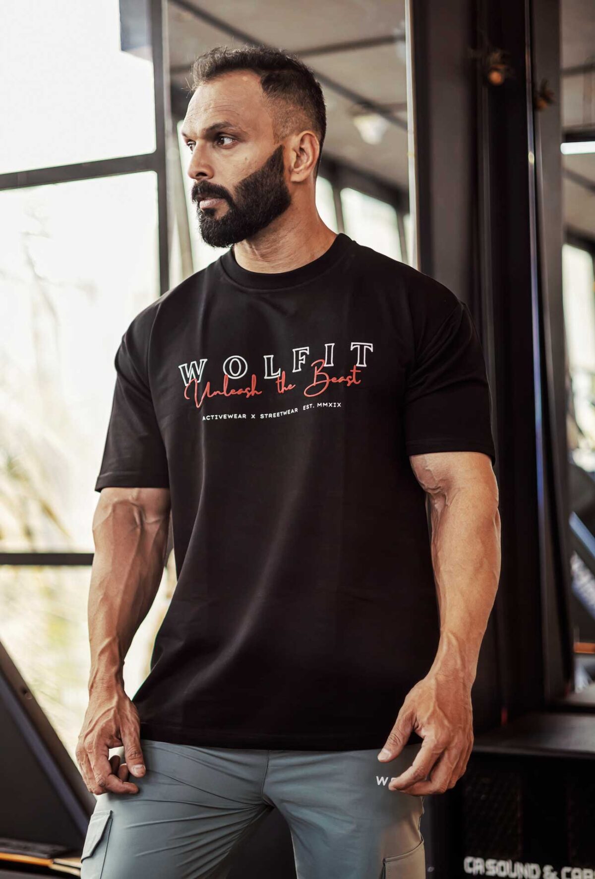 black-oversize-103-tshirt-wolfit
