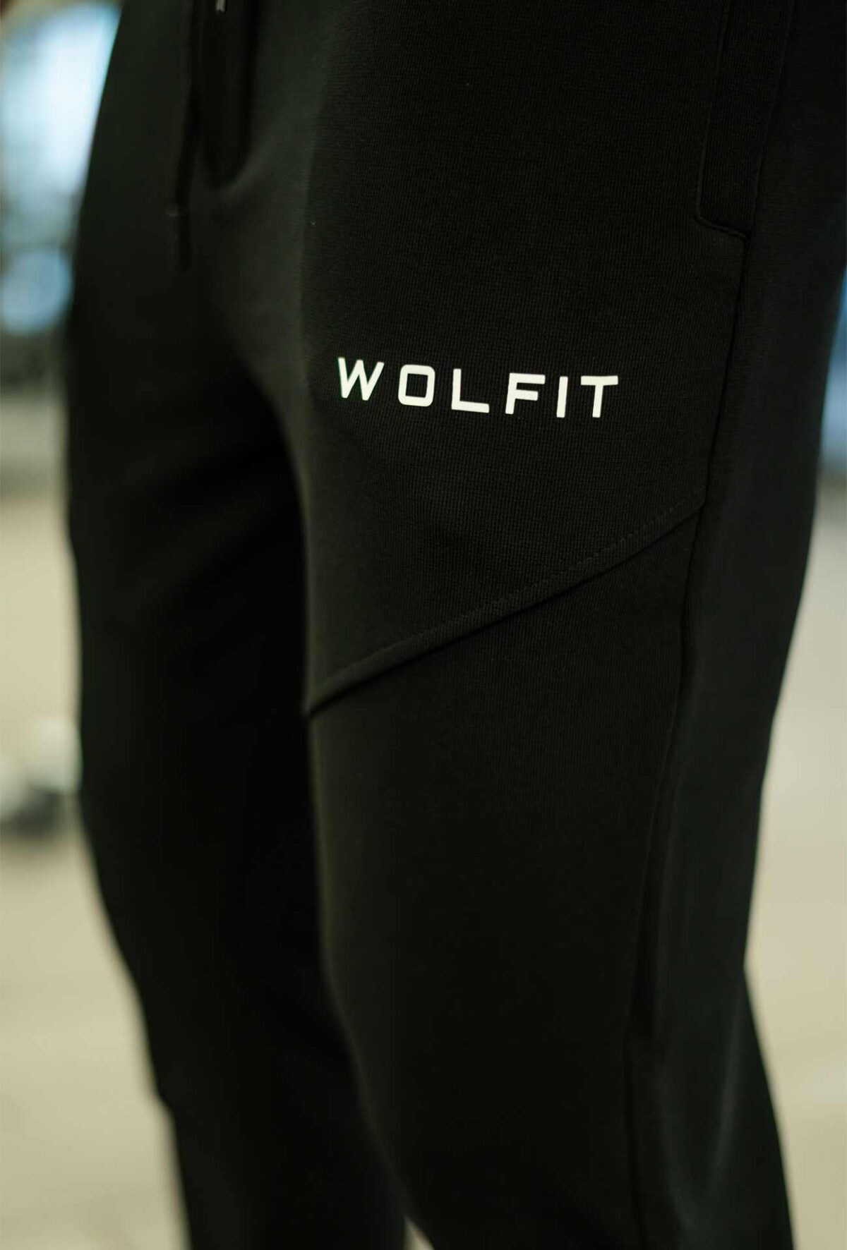 tapered-super-cord-trackpant-black-wolfit